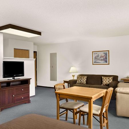 Super 8 By Wyndham Williams Lake Bc Zewnętrze zdjęcie