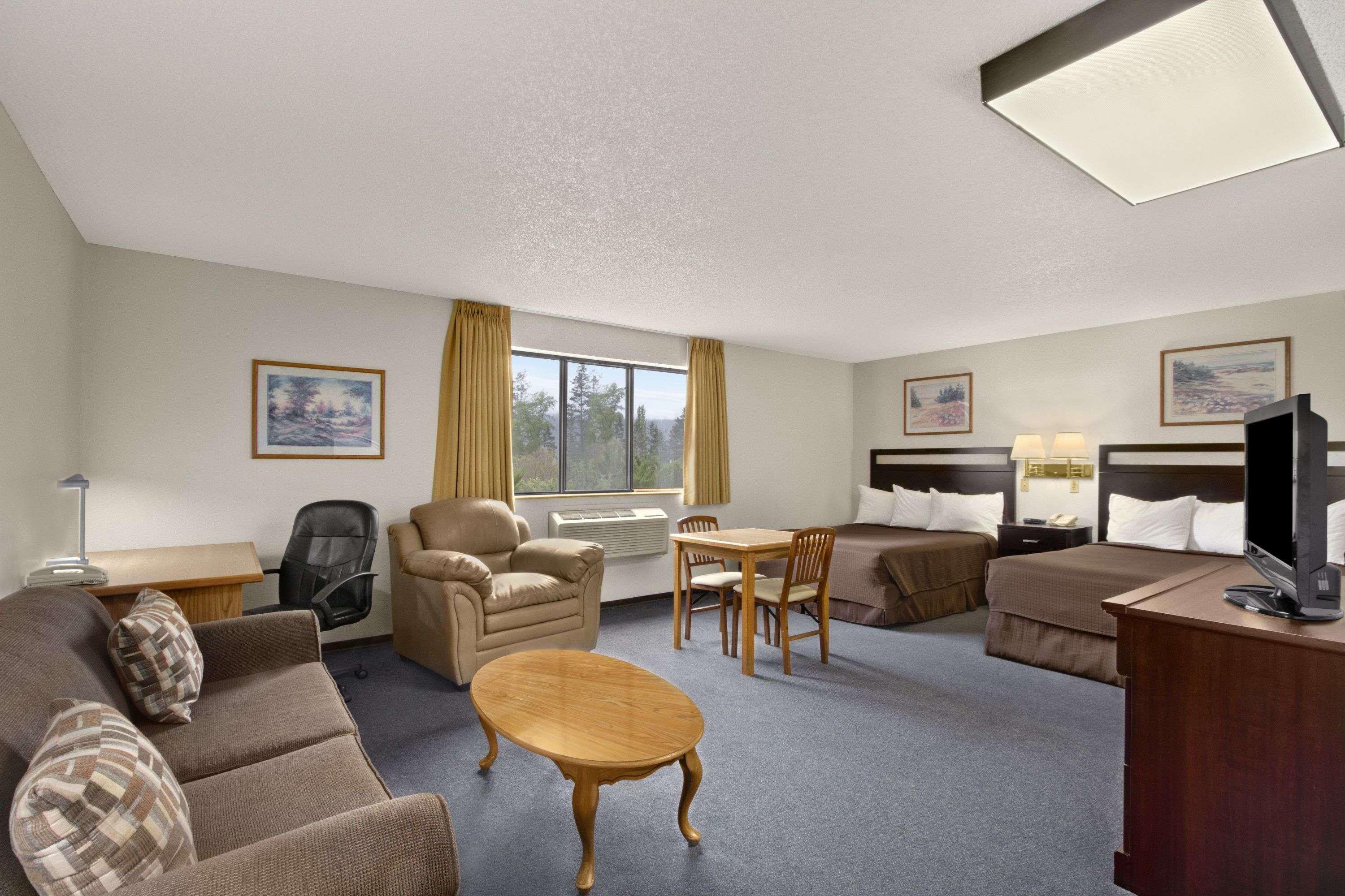 Super 8 By Wyndham Williams Lake Bc Zewnętrze zdjęcie